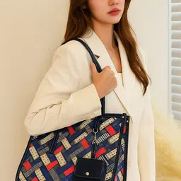 Women Multicolor Tote-image-19