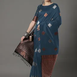 Aagrahi fashion Woven Design Zari Banarasi Saree image 3