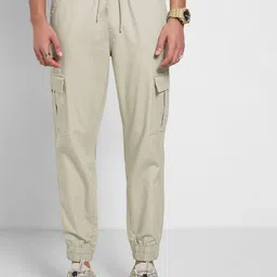 People Men Regular Fit Mid-Rise Cargo Trousers-image-5