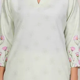 MissKurti Floral Printed Mandarin Collar Linen Kurta With Trousers image 2