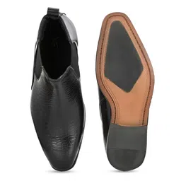 House of Pataudi Men Lightweight Soft Cushioned Footbed Chelsea Boots image 5