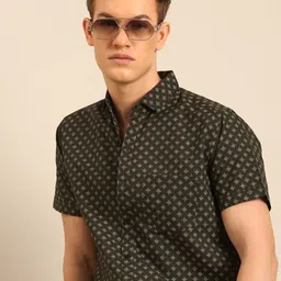 THE BEETEL HOUSE Men Relaxed Fit Geometric Printed Spread Collar Cotton Casual Shirt-picture-42
