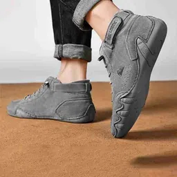 Valin Fox Men Solid Synthetic Leather High-Top Sneakers image 3