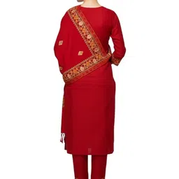 Vrinde Embroidered Unstitched Dress Material image 2