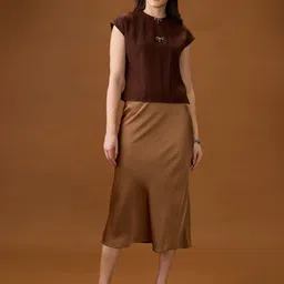 Globus Women Solid Round Neck Extended Sleeves Top image 4