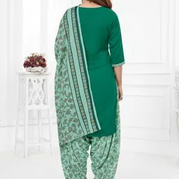 THE WEAVERS SHOP BY RAAVI Women Ethnic Motifs Printed Regular Pure Cotton Kurta with Patiala & With Dupatta image 3