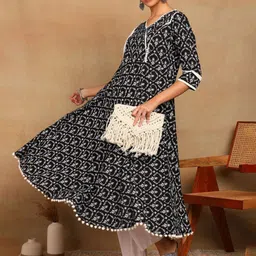 YASH GALLERY Women Ethnic Motifs Printed Indie Prints Anarkali Kurta image 4