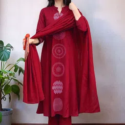 SZN Women Ethnic Motifs Printed Regular Kurta with Trousers & With Dupatta image 4