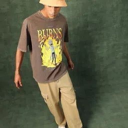 Bewakoof Graphic Printed Pure Cotton Oversized T-shirt image 4