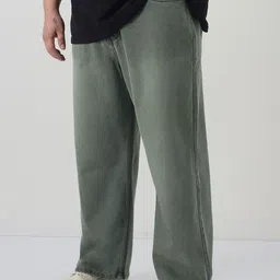 Urbano Plus Men Loose Relaxed Fit Mid-Rise Heavy Fade Non Stretchable Jeans image 3