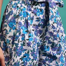 tokyo talkies Printed Women White Casual Shorts image 5