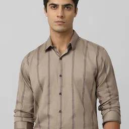 Mufti Men Spread Collar Vertical Striped Cotton Slim Fit Casual Shirt-picture-39