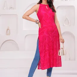 Meeranshi Women Abstract Printed Foil Print Daily Straight Kurta image 5