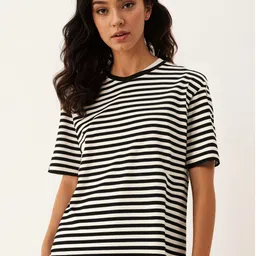 VIMAL JONNEY Women Striped Pockets T-shirt-image-3