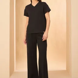 Sweet Dreams V-Neck Short Sleeves Top & Pyjamas Night Suit-image-0