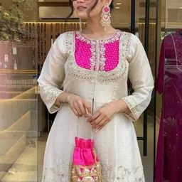 VS MALL Women Ethnic Motifs Embroidered Regular Thread Work Kurta with Palazzos image 4