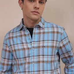 The Indian Garage Co Men Slim Fit Opaque Checked Casual Shirt-picture-43