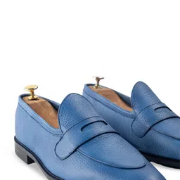 GRIFFIN Men Textured Tam Dao Leather Penny Loafers image 4