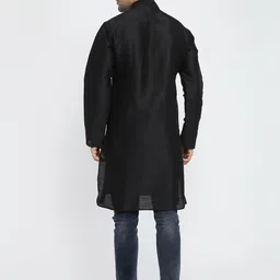 ROYAL KURTA Men Black Thread Work Kurta image 3