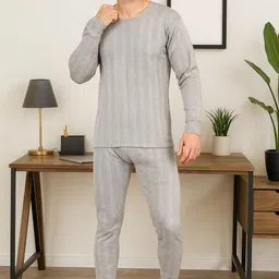 REVEXO Men Top - Pyjama Set Thermal-image-32