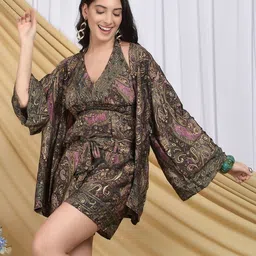 Boholyfe Printed Halter Neck Top & Shorts With Shrug Co-Ords image 2