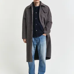 GANT Textured Spread Collar Classic Cotton Shirt image 4