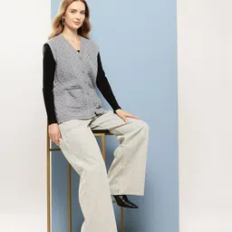 Aarika Cable Knit V-Neck Woollen Button-Down Cardigan image 4