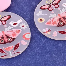 Estailo fashion Heart Shaped Drop Earrings image 3