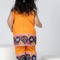 Vivedkids Girls Printed Regular Pure Cotton Kurta with Palazzos image 4