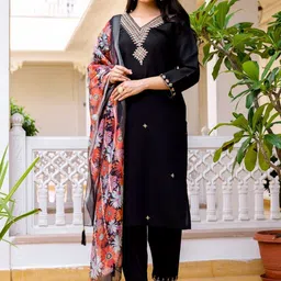 ZAIERRA Women Ethnic Motifs Embroidered Regular Thread Work Chanderi Silk Kurta with Trousers & With Dupatta-picture-50