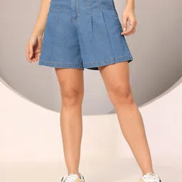 DOLCE CRUDO Women Loose Fit High-Rise Feather Sprint Light Weight Denim Shorts-image-48