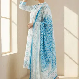 Indo Era Ethnic Motifs Printed Notch Neck Pure Cotton Kurta With Trouser & Dupatta image 3