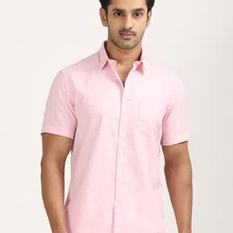 Indian Terrain Men Classic Fit Solid Spread Collar Pure Cotton Casual Shirt-image-78
