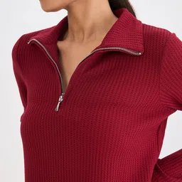 FEMMELLA Women Textured Shirt Collar Longline Regular Tops image 4