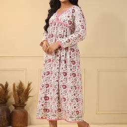 MERAAKI FASHION Floral Print Fit & Flare Maxi Dress image 3