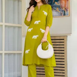 Aaysa Kurti Women Quirky Printed Pure Cotton A-Line Kurta with Trouser image 2