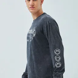 Bewakoof Men Official S.W.Smiley Merchandise Men Graphic Printed Round Neck T-shirt image 4