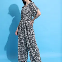 tokyo talkies Printed Women Jumpsuit image 4