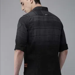 the bear house Men Slim Fit Checkered Button Down Collar Casual Shirt image 4