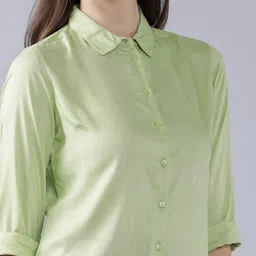 tokyo talkies Women Regular Fit Solid Spread Collar Casual Shirt image 4