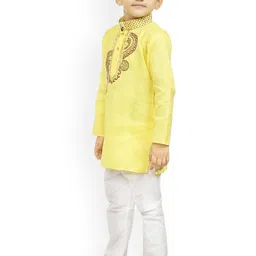BAESD Boys Floral Embroidered Thread Work Straight Kurta with Pyjamas image 5