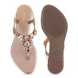 Mochi Fashion image 3