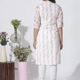 W Floral Printed Mandarin Collar Puffed Sleeves Regular Pure Cotton Kurta With Trousers image 4