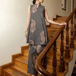 fiorra Tunic Palazzos Co-ords Set image 4