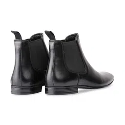 Harrykson London Men Solid Leather Lightweight Boots image 3