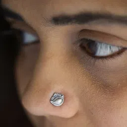 House of Aadyaa Sterling Silver Oxidised Stud Nosepin image 5