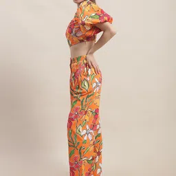 BLANC9 Printed V-Neck Crop Top With Palazzos Co-Ords image 4