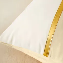 AEROHAVEN Off White & Cream 2 Pieces Colourblocked Square Cushion Covers image 3