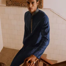 Andamen Striped Mandarin Collar Thread Work Kurta image 5