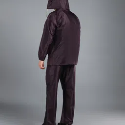 wet off hood Colorblock Men Raincoat image 2